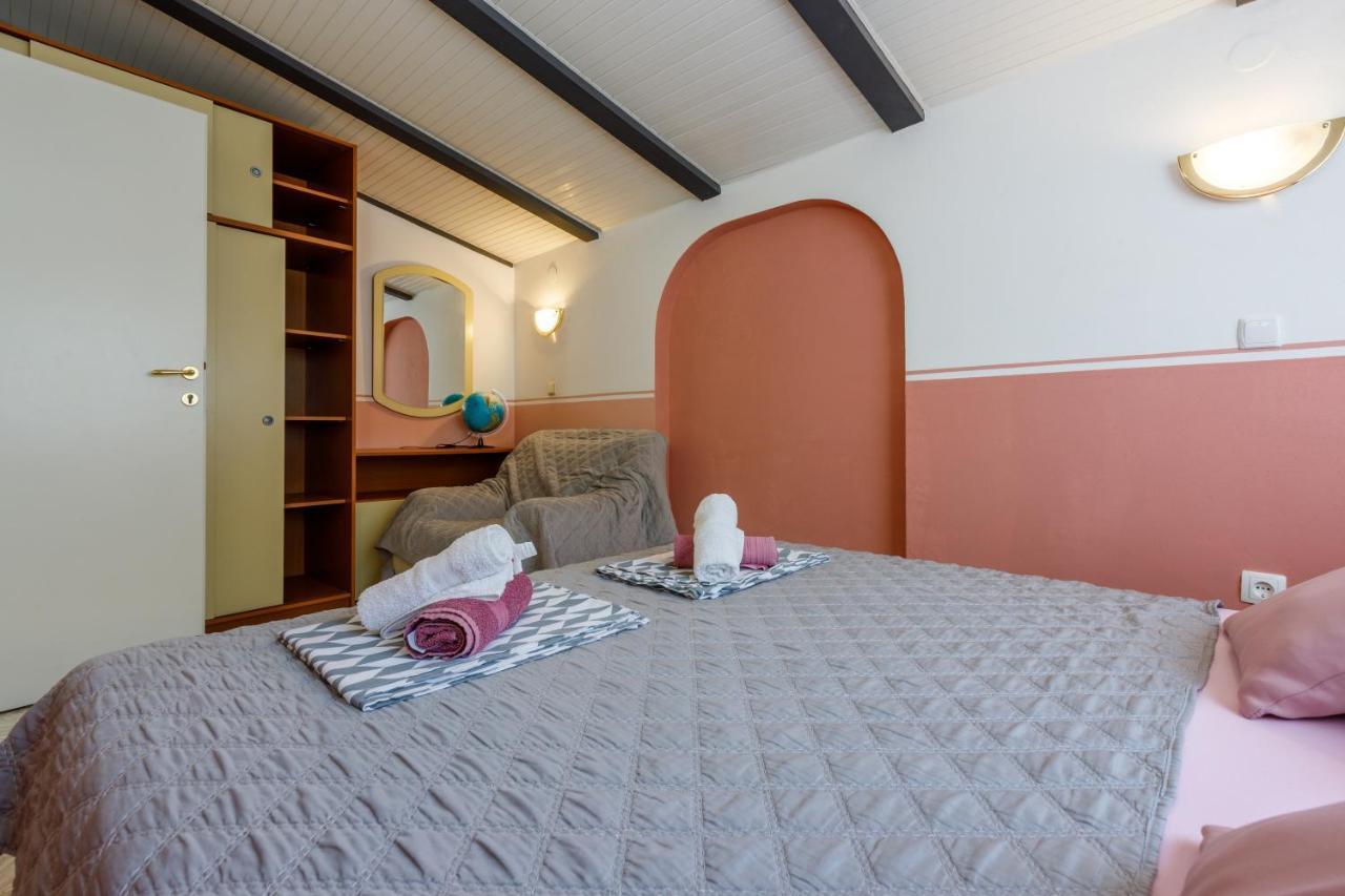 Apartmani Visnja Crikvenica Exterior photo