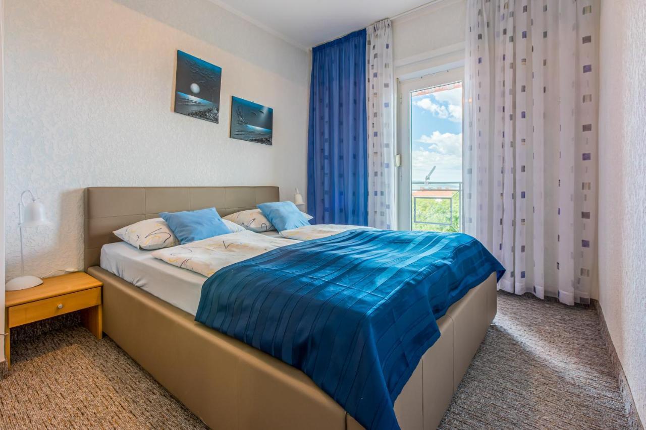 Apartmani Visnja Crikvenica Exterior photo