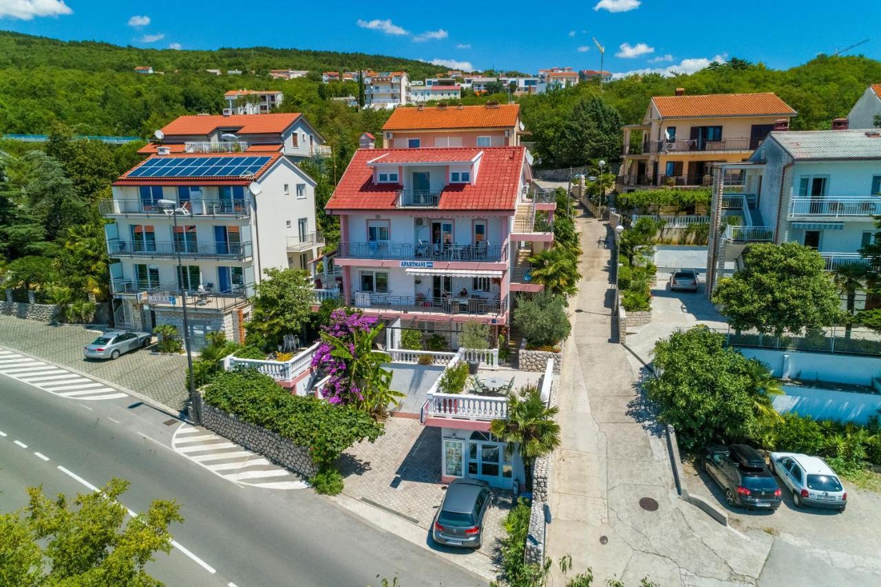 Apartmani Visnja Crikvenica Exterior photo