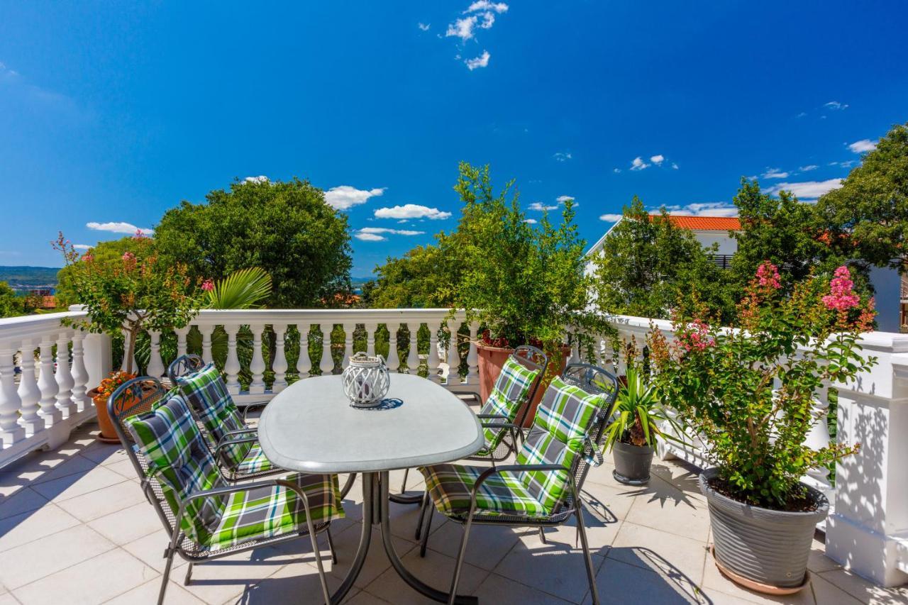 Apartmani Visnja Crikvenica Exterior photo