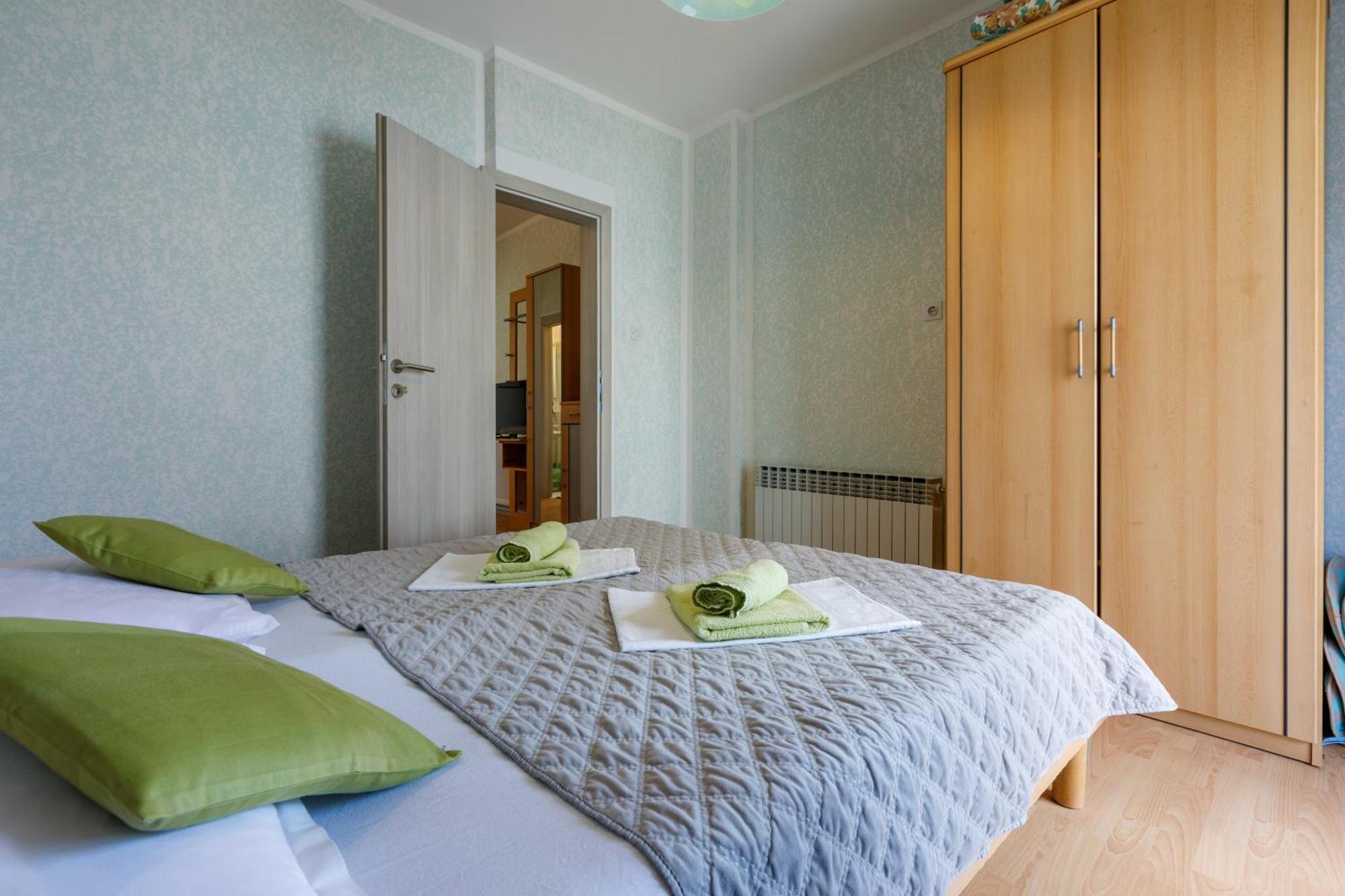 Apartmani Visnja Crikvenica Exterior photo
