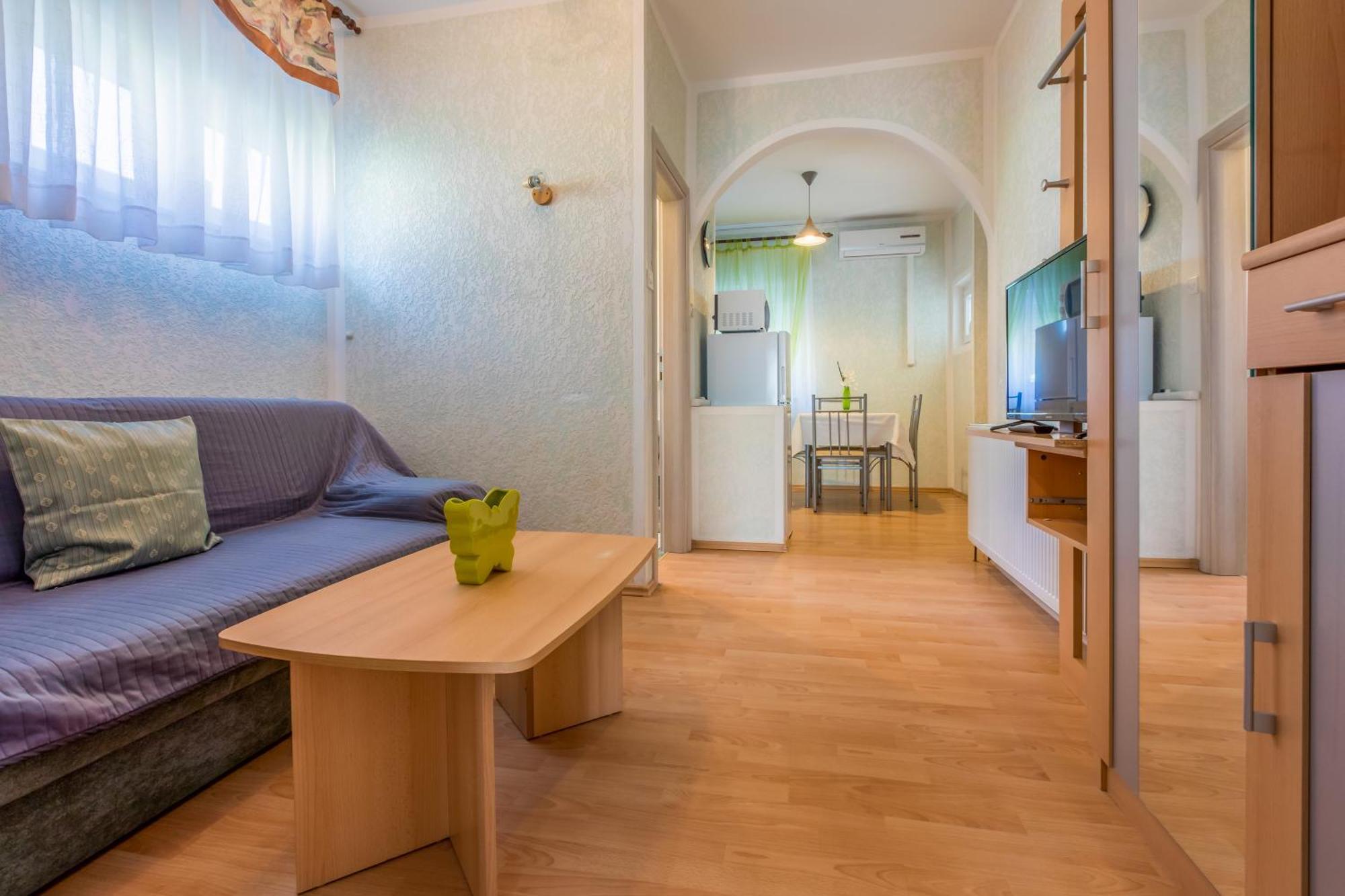 Apartmani Visnja Crikvenica Exterior photo